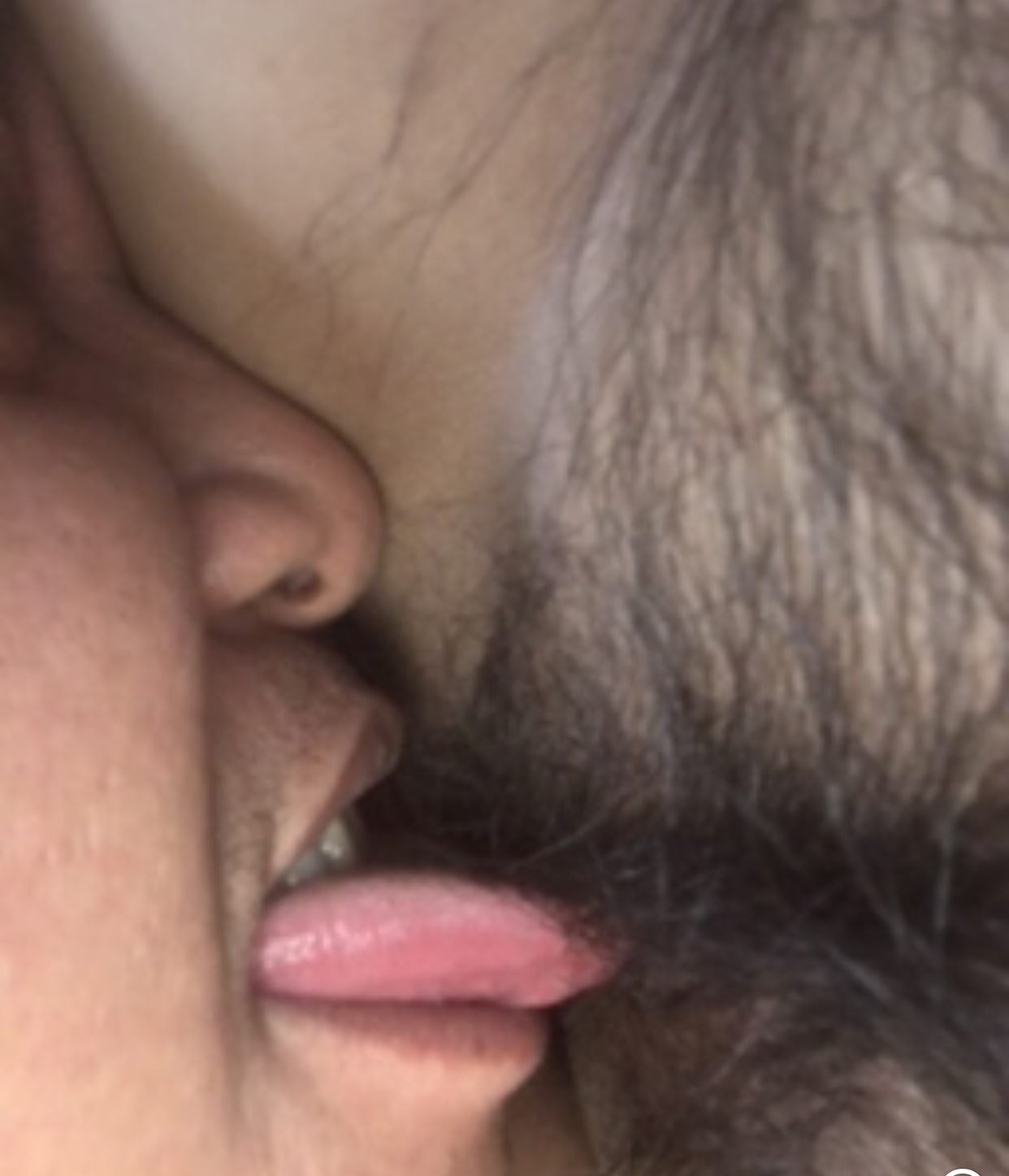 63518