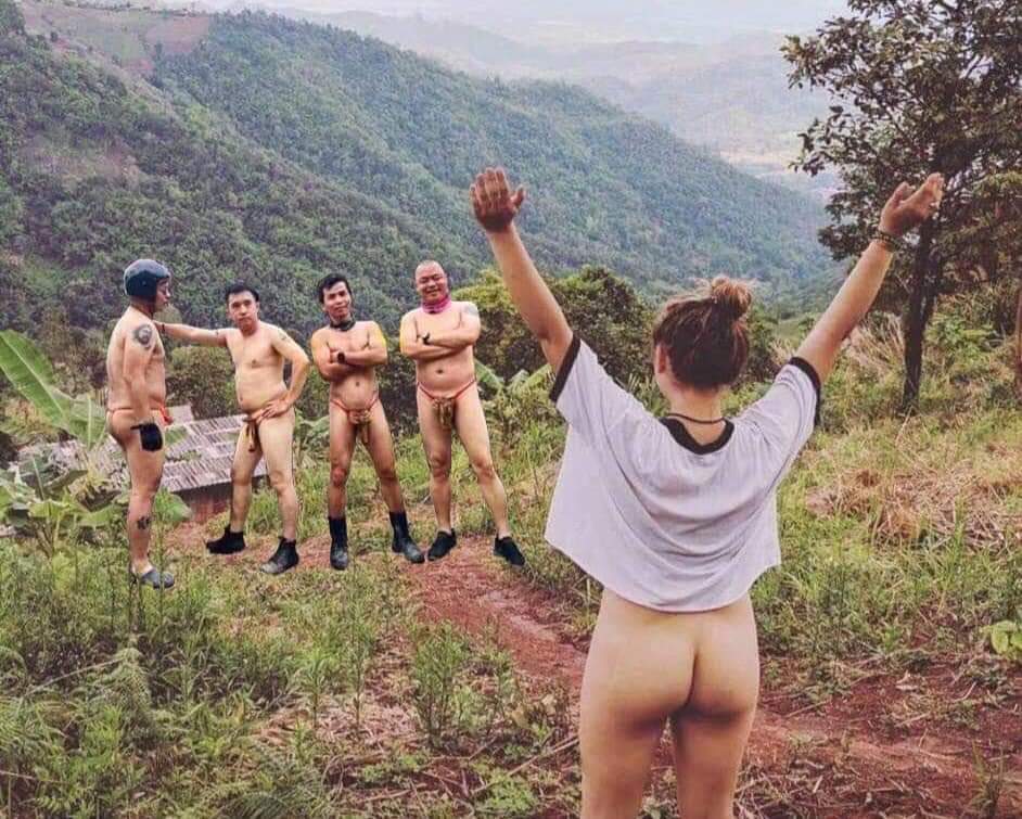 1529