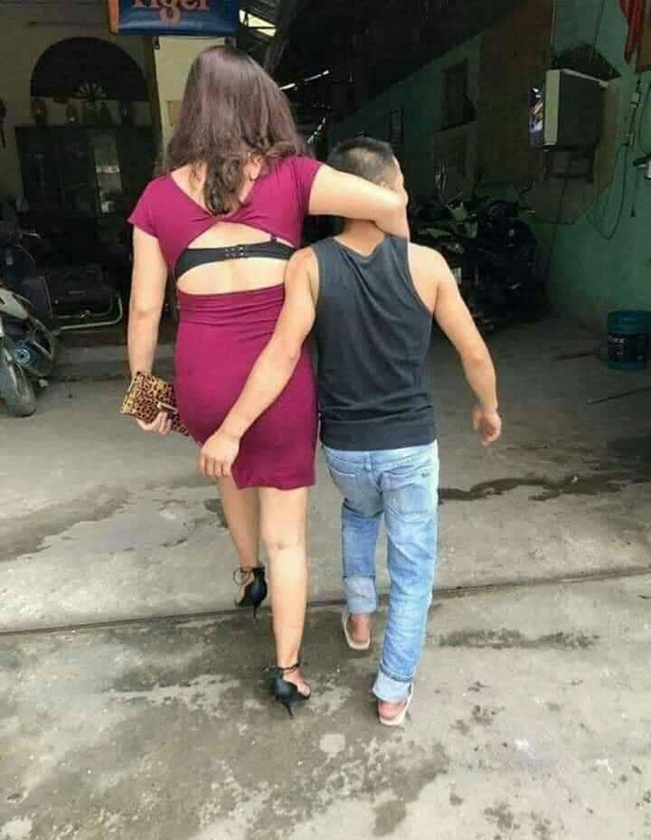 24306
